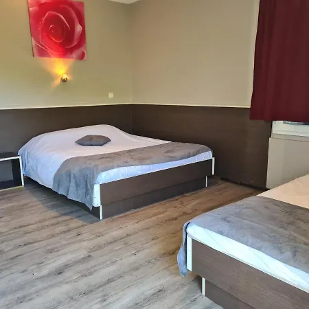 Hotel Initial By Balladins Lyon / 2*