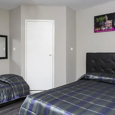 Initial By Balladins Lyon / Otel 2*