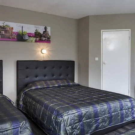 Initial By Balladins Lyon / Otel 2*