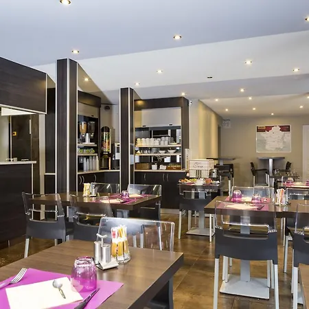 Initial By Balladins Lyon / Hotel 2*