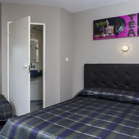Initial By Balladins Lyon / Hotel 2*