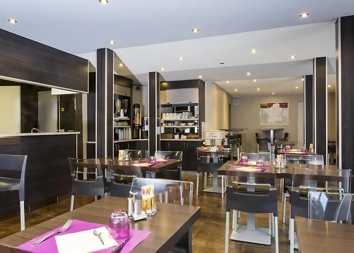 Initial By Balladins Lyon / Hotel 2*